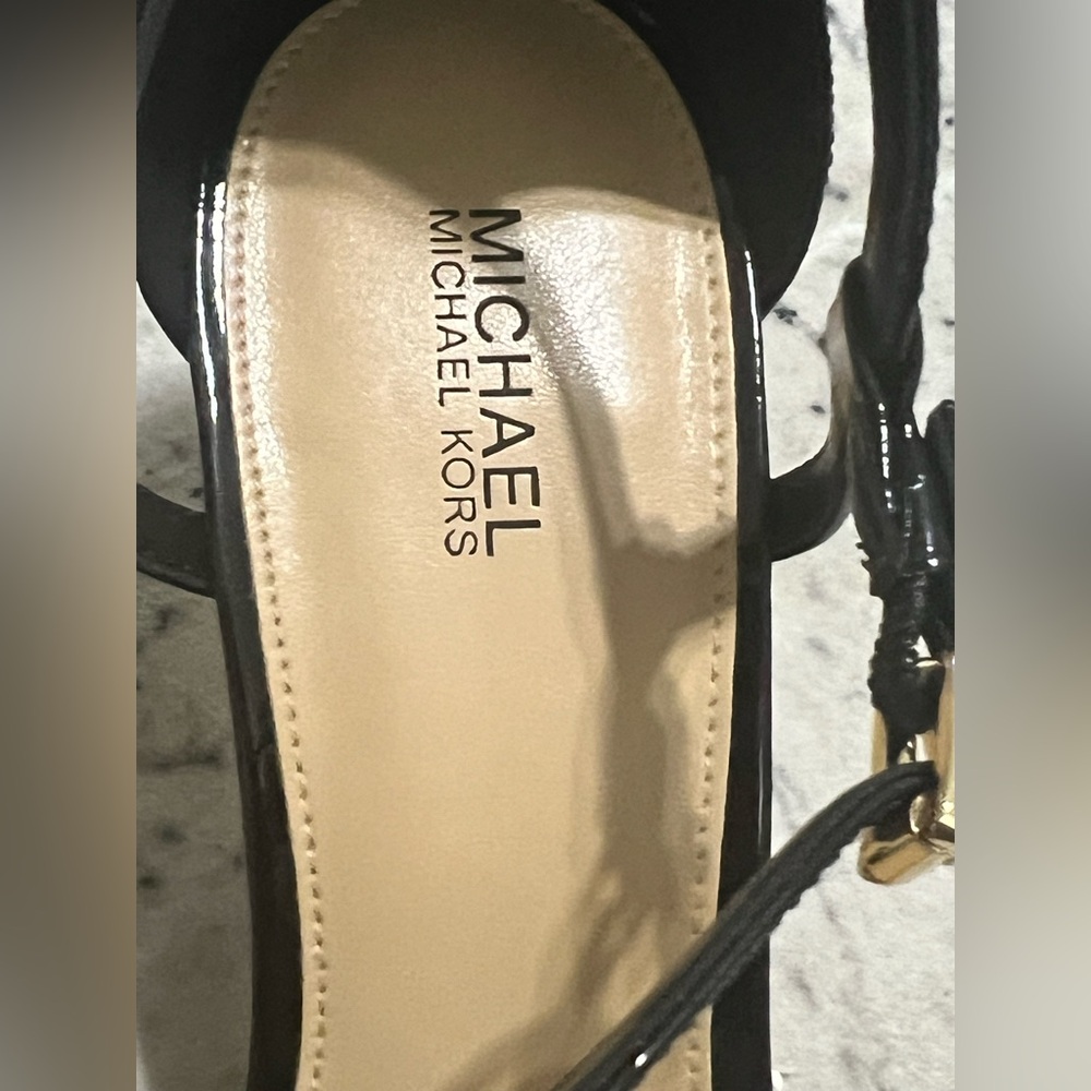 NEW women’s Michael Kors Simone Mid Sandals patent shiny leather- Black US 10M - Picture 2 of 7